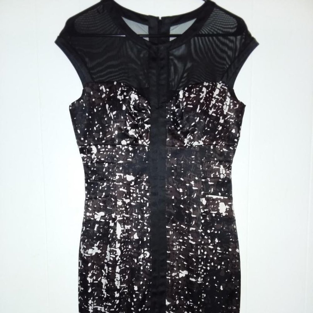 New Women's JAX Midi Dress- Size 6